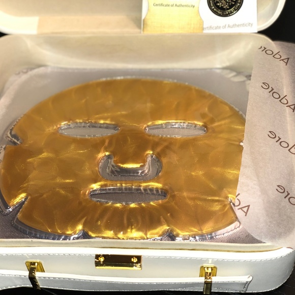 ADORE COSMETICS - GOLDEN TOUCH 24K Facial Mask - Picture 5 of 7